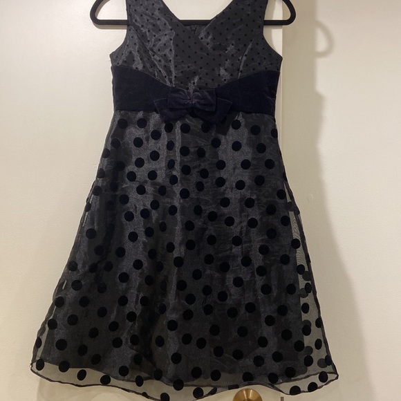 Dress - Picture 2 of 3